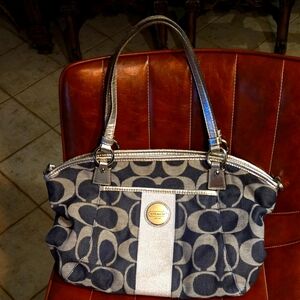 EUC COACH Shoulder Bag
